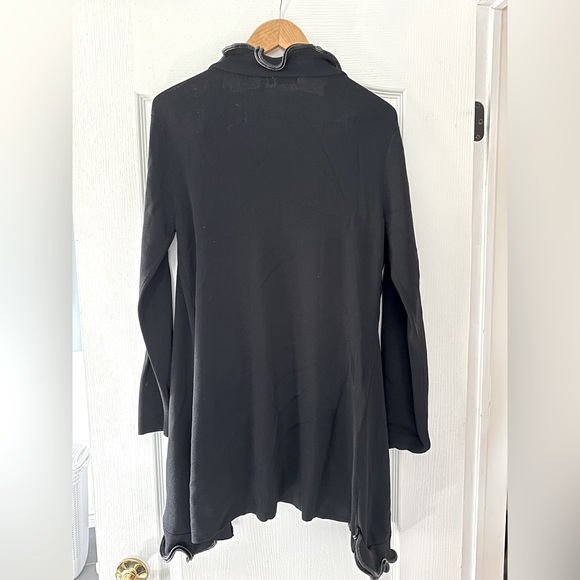 Unique open black sweater with “leather” trim size large. - Picture 7 of 7